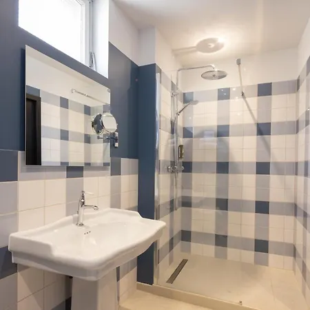 Szálloda Logis Hotel-restaurant Du Mouton Ribeauvillé