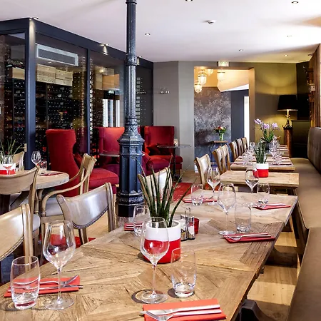 Logis Hotel-restaurant Du Mouton Szálloda Ribeauvillé