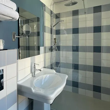 Logis Hotel-restaurant Du Mouton 3*