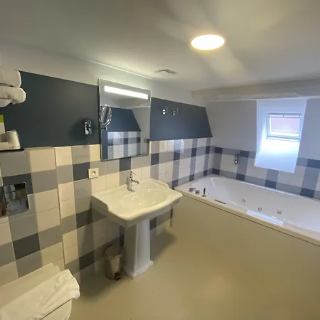 Logis Hotel-restaurant Du Mouton 3*