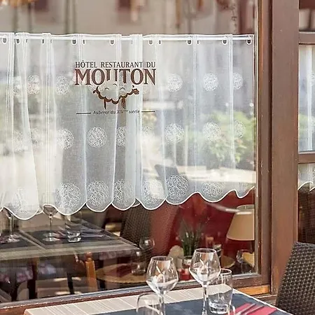 Logis Hotel-restaurant Du Mouton فندق