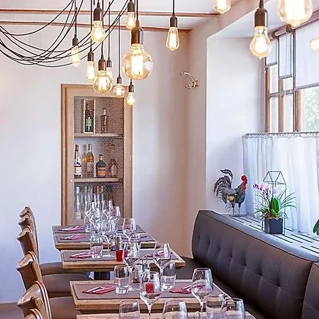 Logis Hotel-restaurant Du Mouton ריביווילה