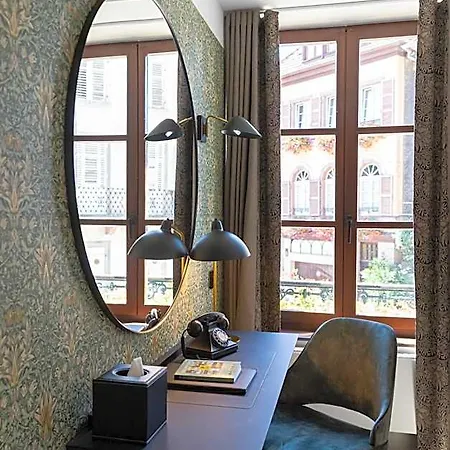 Logis Hotel-restaurant Du Mouton מלון ריביווילה