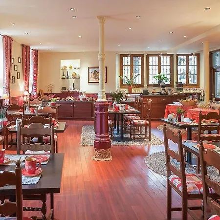 Logis Hotel-restaurant Du Mouton فندق
