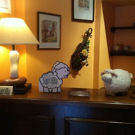 Logis Hotel-restaurant Du Mouton فندق 3*