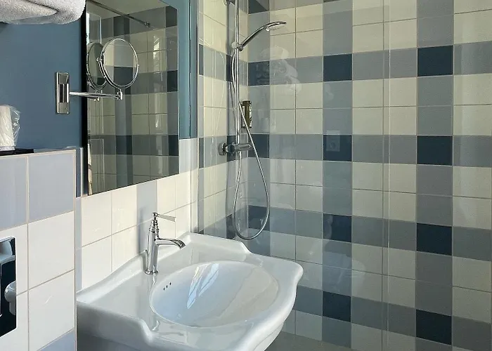 Logis Hotel-restaurant Du Mouton 3*